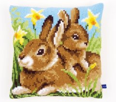 Набір для вишивки хрестиком "Подушка "Кролики мама і малюк""