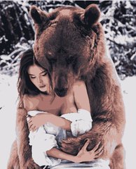 Картина по номерам "Девушка и медведь"