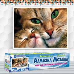 Набір алмазної мозаїки "Кішка з кошенятом"